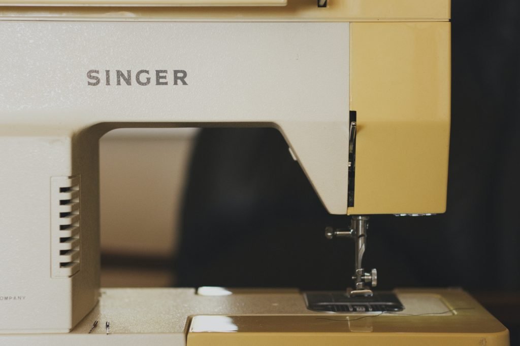 second hand singer vintage sewing machine