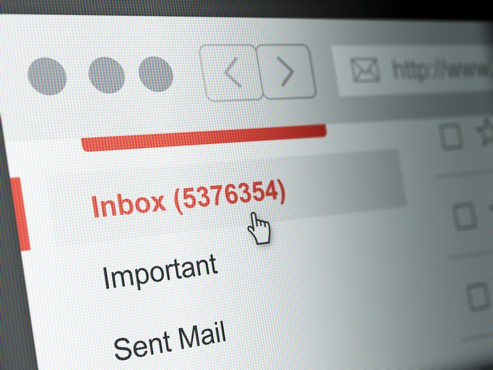 digital minimalism can help the environment: a screenshot of a google email inbox with 5376354 unopened emails